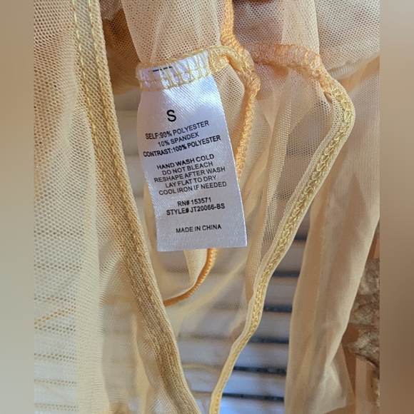 Windsor Mustard Yellow Sheer Lace Bodysuit size Small - Picture 5 of 12